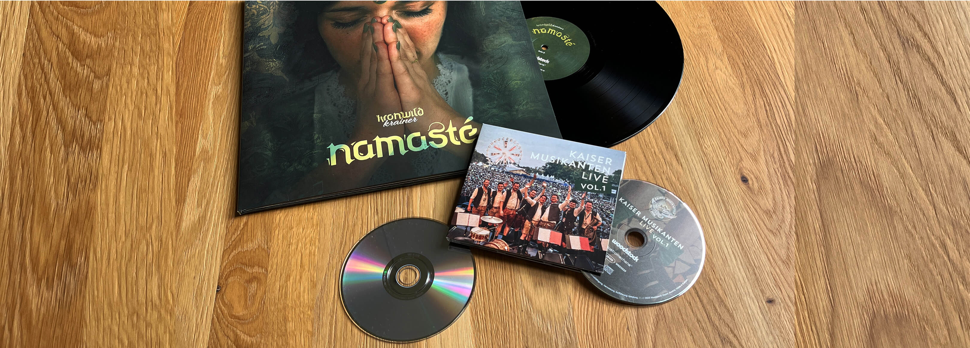 CDs & Vinyls